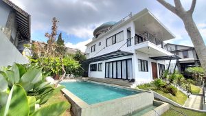Villa di bandung